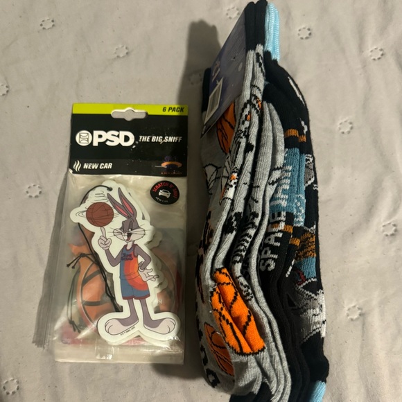 Looney tunes bundle NEW - Picture 6 of 6